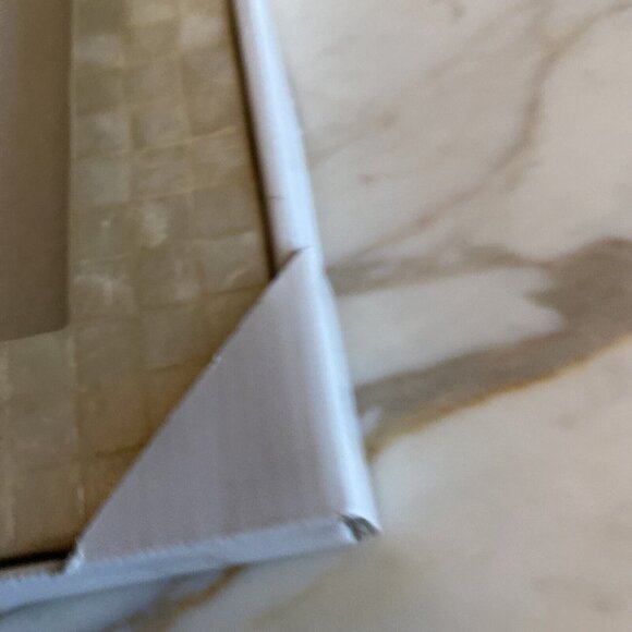 Home Studio 4 x 6 Photo Frame Faux Shell Mosaic New with Box - Picture 3 of 5